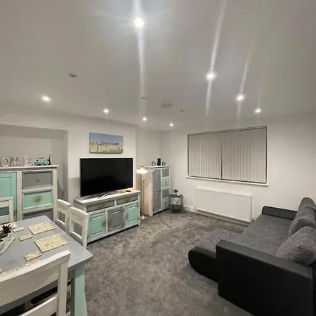 Scottish Stunning Home Stay With Free Parking And Pet Friendly Perth Exterior foto
