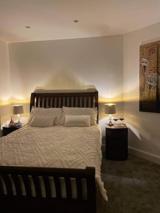 Scottish Stunning With Free Parking And Pet Friendly Perth